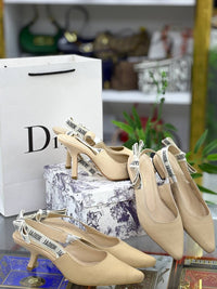 BrandsbyMaya
