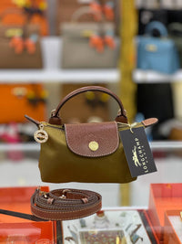 BrandsbyMaya