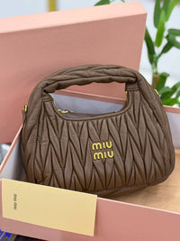 BrandsbyMaya