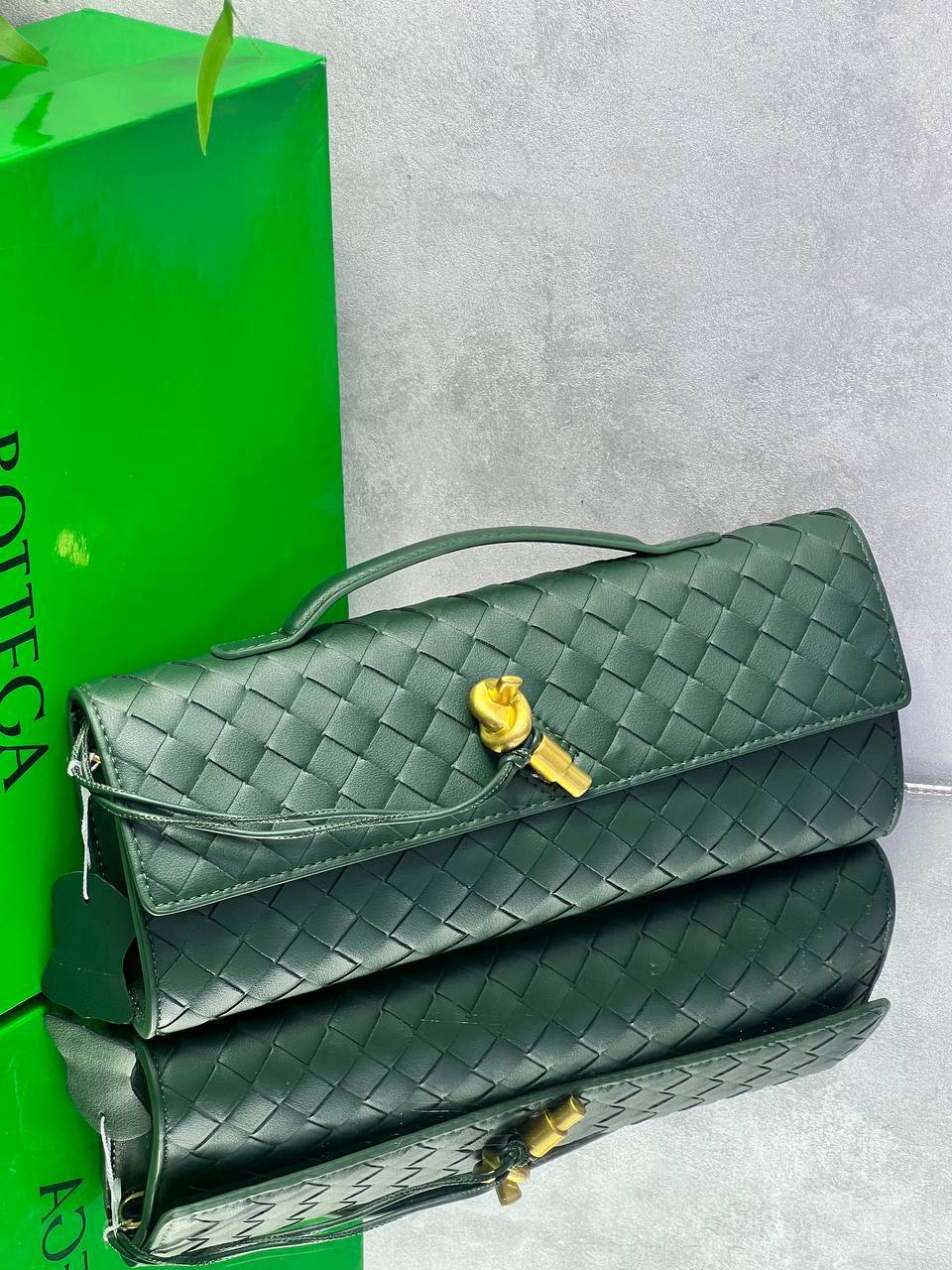 BrandsbyMaya