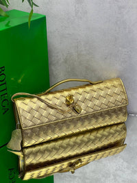 BrandsbyMaya