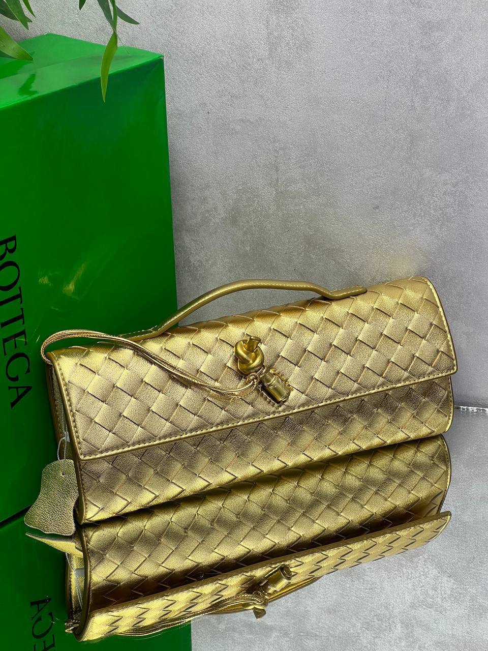 BrandsbyMaya