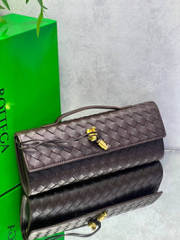 BrandsbyMaya
