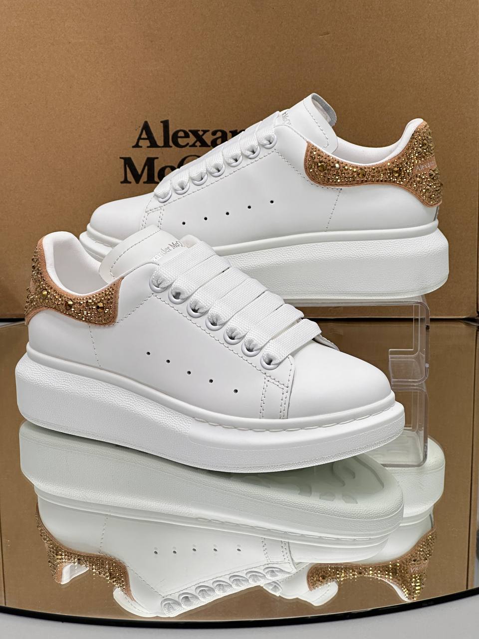 BrandsbyMaya