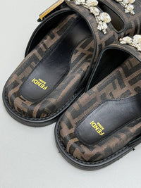 BrandsbyMaya